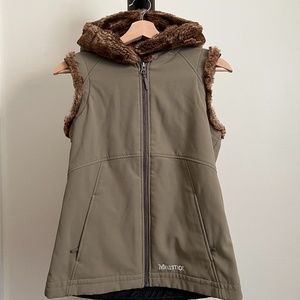 Marmot Women's Furlong Faux Fur Softshell Vest